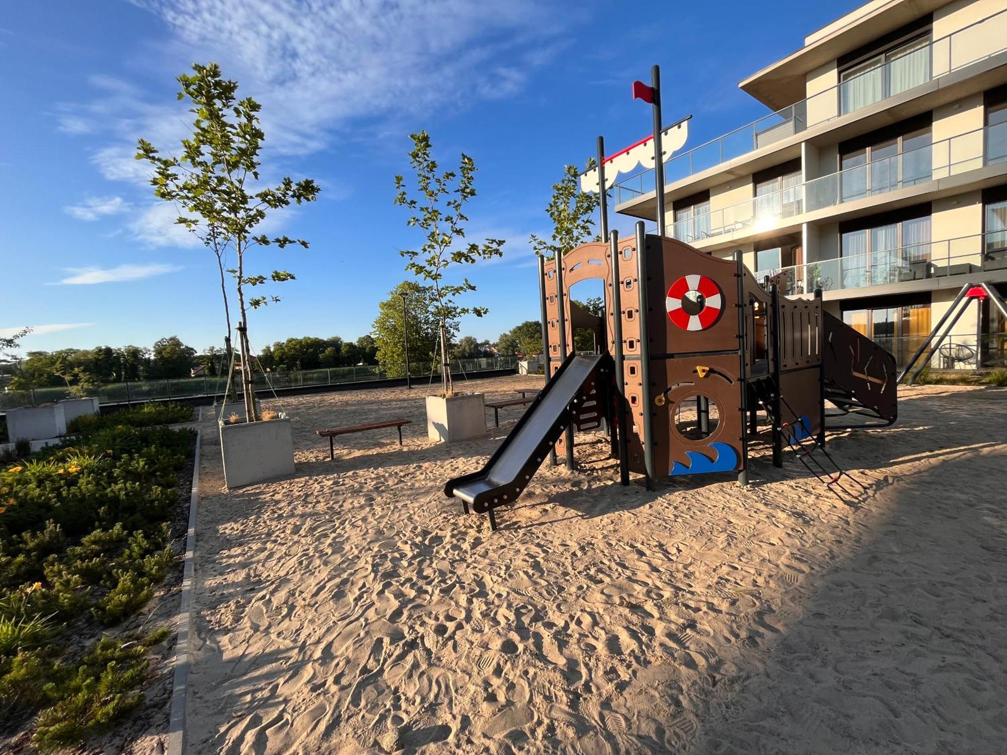 Apartament Z Wioslami Dziwnow 아파트 외부 사진